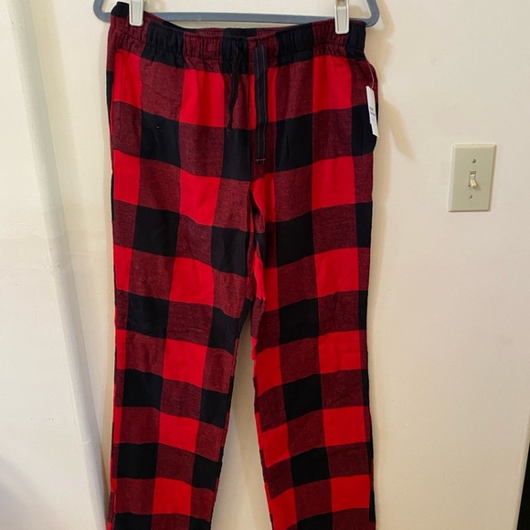 OLD NAVY WOMENS FLEECE GINGHAM PLAID RED BLACKK PAJAMA BOTTOMS SIZE M NWT - Picture 5 of 5